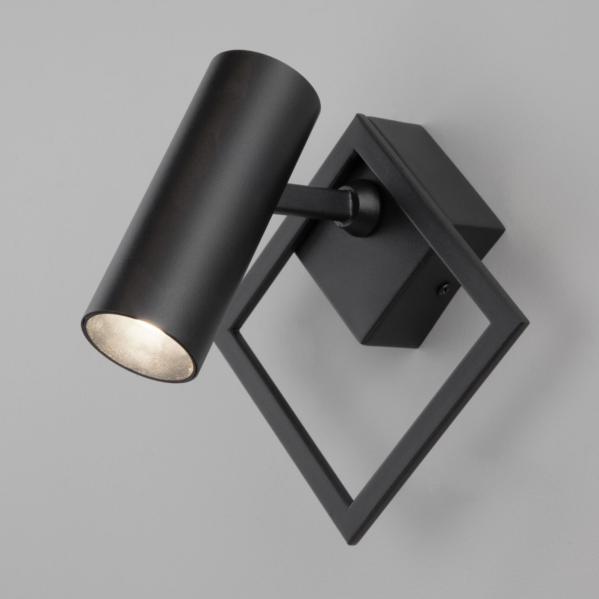 nastennyy-svetodiodnyy-svetilnik-v-stile-minimalizm-20091-1-led-chernyy-a051699-0001 nastennyy svetodiodnyy svetilnik v stile minimalizm 20091 1 led chernyy a051699 0001